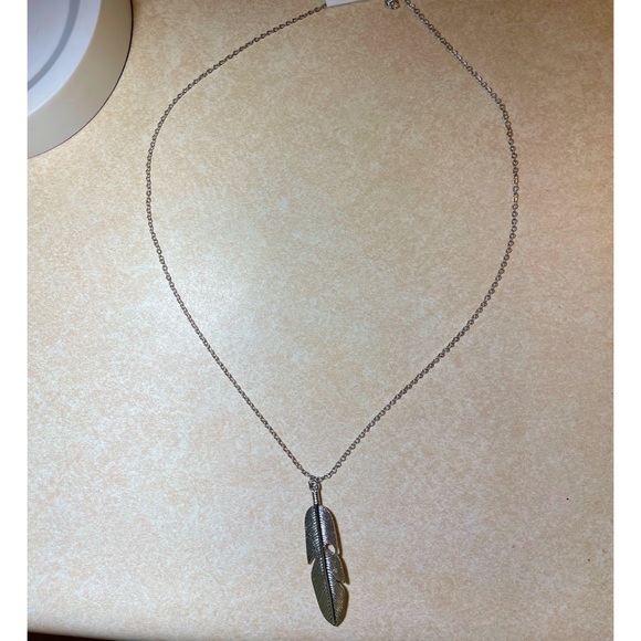 Feather Necklace - Picture 2 of 2